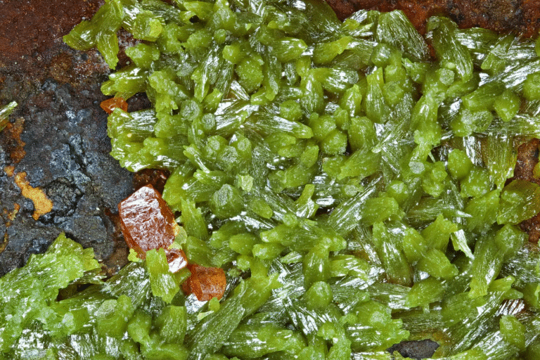 MMS 53-6 Wulfenite, Pyromorphite, Southwest Chester County Mine, Phoenixville, Pennsylvania, USA