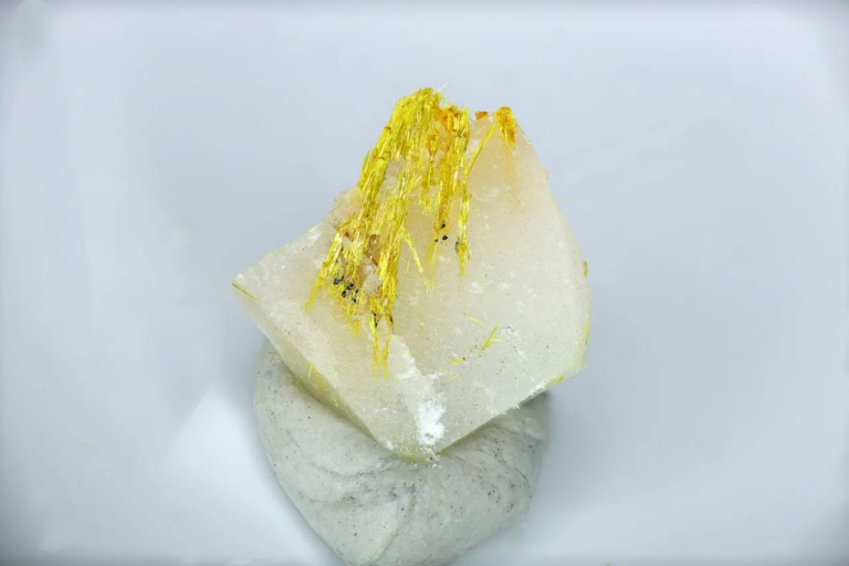 SOLD 26050299 Wakabayashilite, Nishinomaki Mine, Gunma Prefecture, Japan
