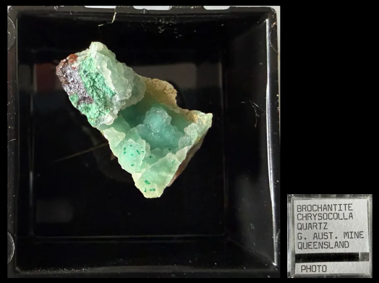 SOLD 26060305 Brochantite, Chrysocolla, Quartz, Great Australia Mine, Cloncurry, QLD