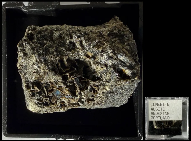 SOLD 26060311 Ilmenite, Augite, Andesine, Portland, VIC